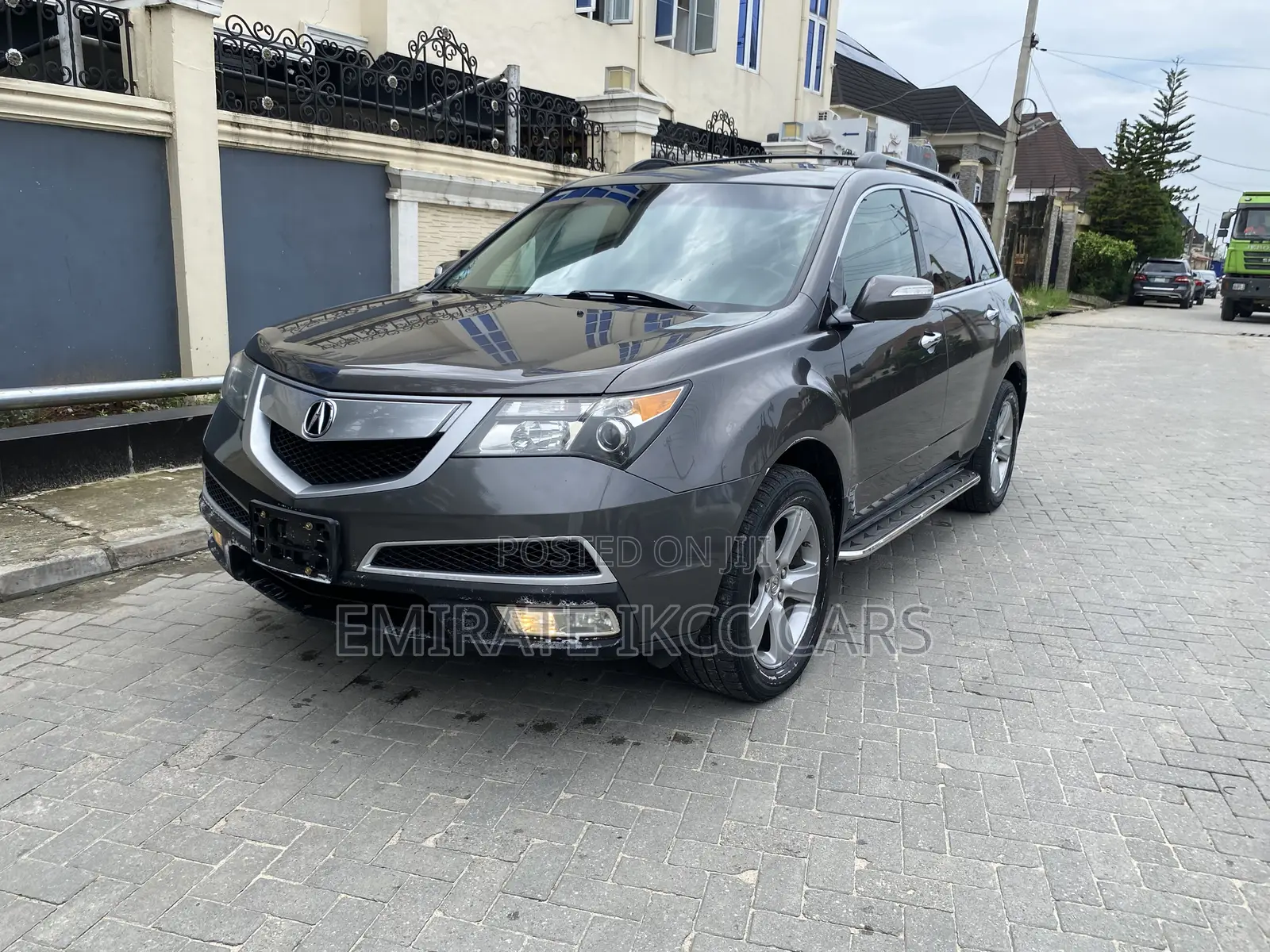 Acura MDX Technology Package SUV AWD (3.7L 6cyl 6A) 2011 Gray