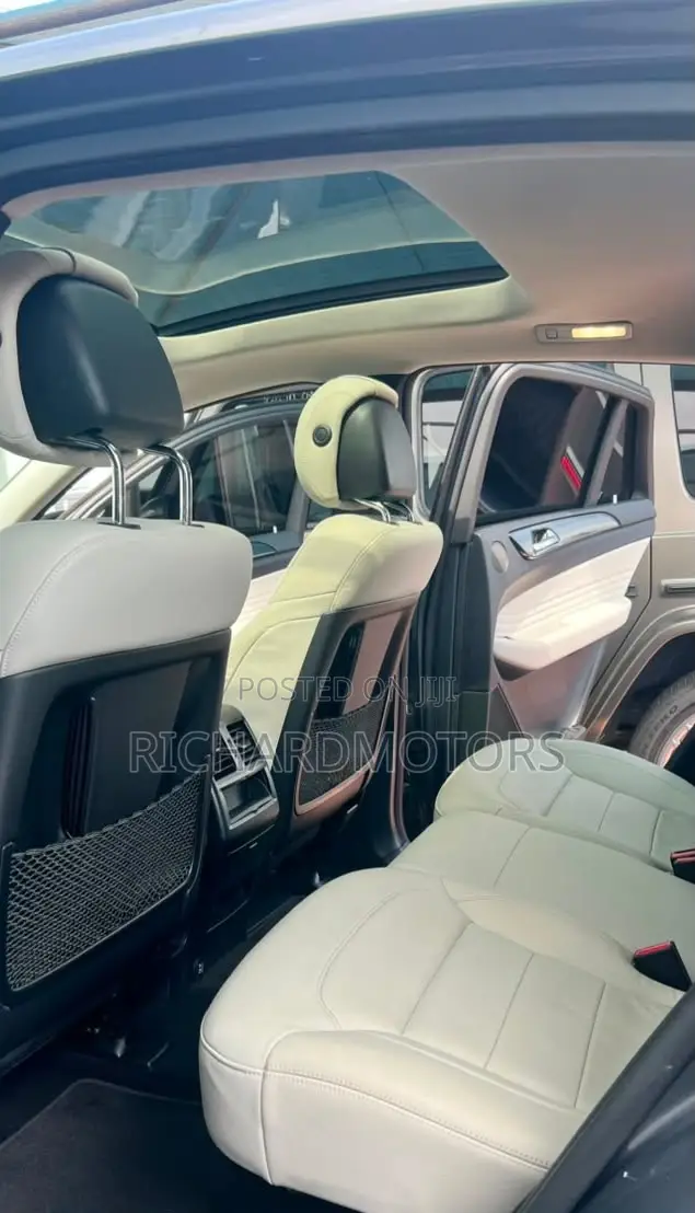 Mercedes-Benz GLE-Class AMG GLE 43 4MATIC 2018 Gray