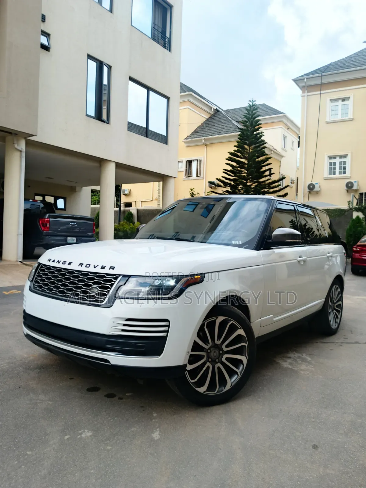 Rover Land 2019 White