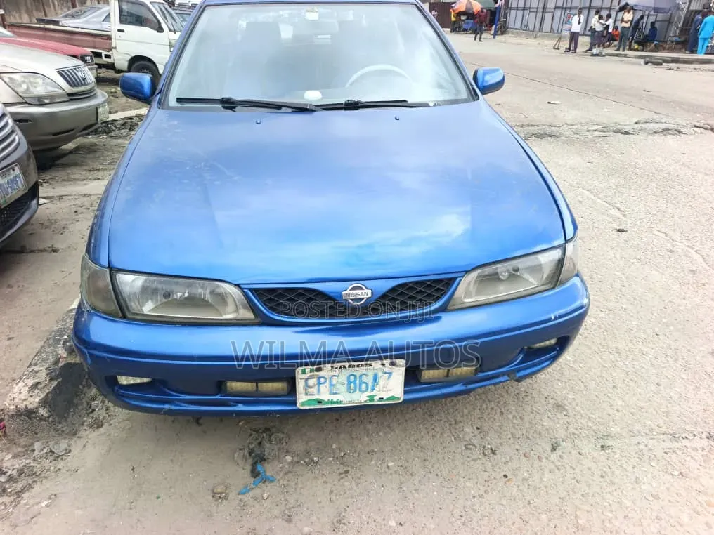 Nissan Almera Tino 2004 Blue