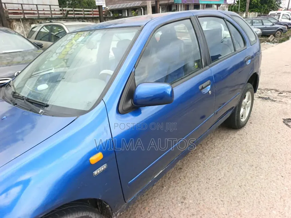 Nissan Almera Tino 2004 Blue