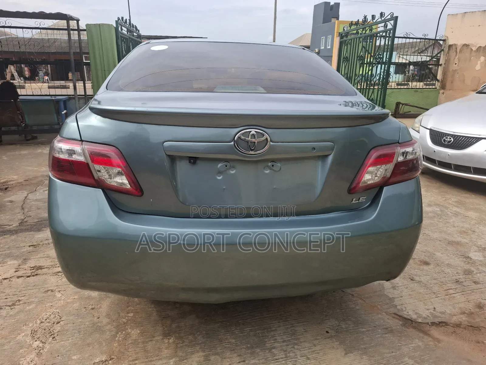 Toyota Camry 2.4 LE 2008 Pearl