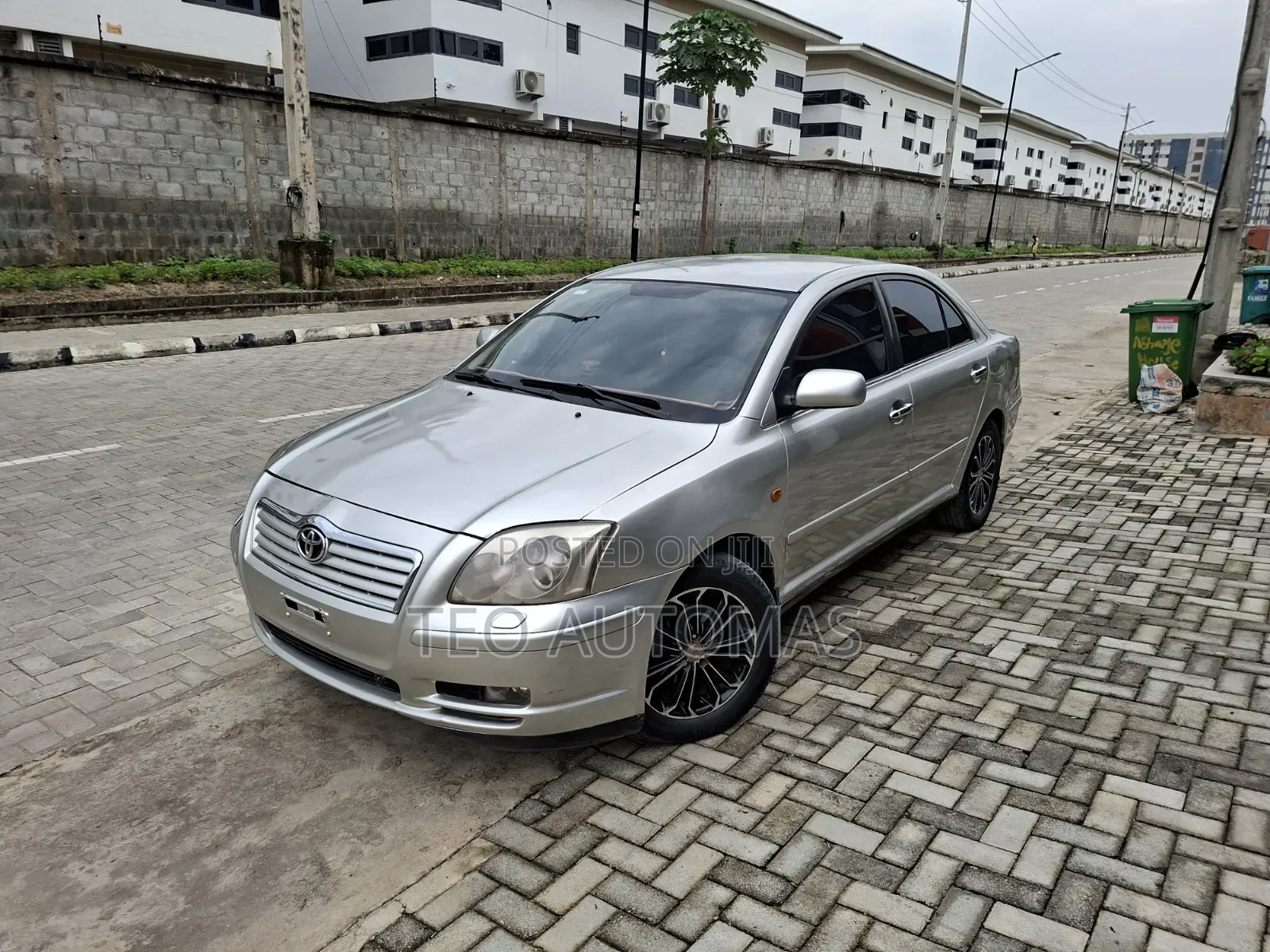 Toyota Avensis 2004 Silver