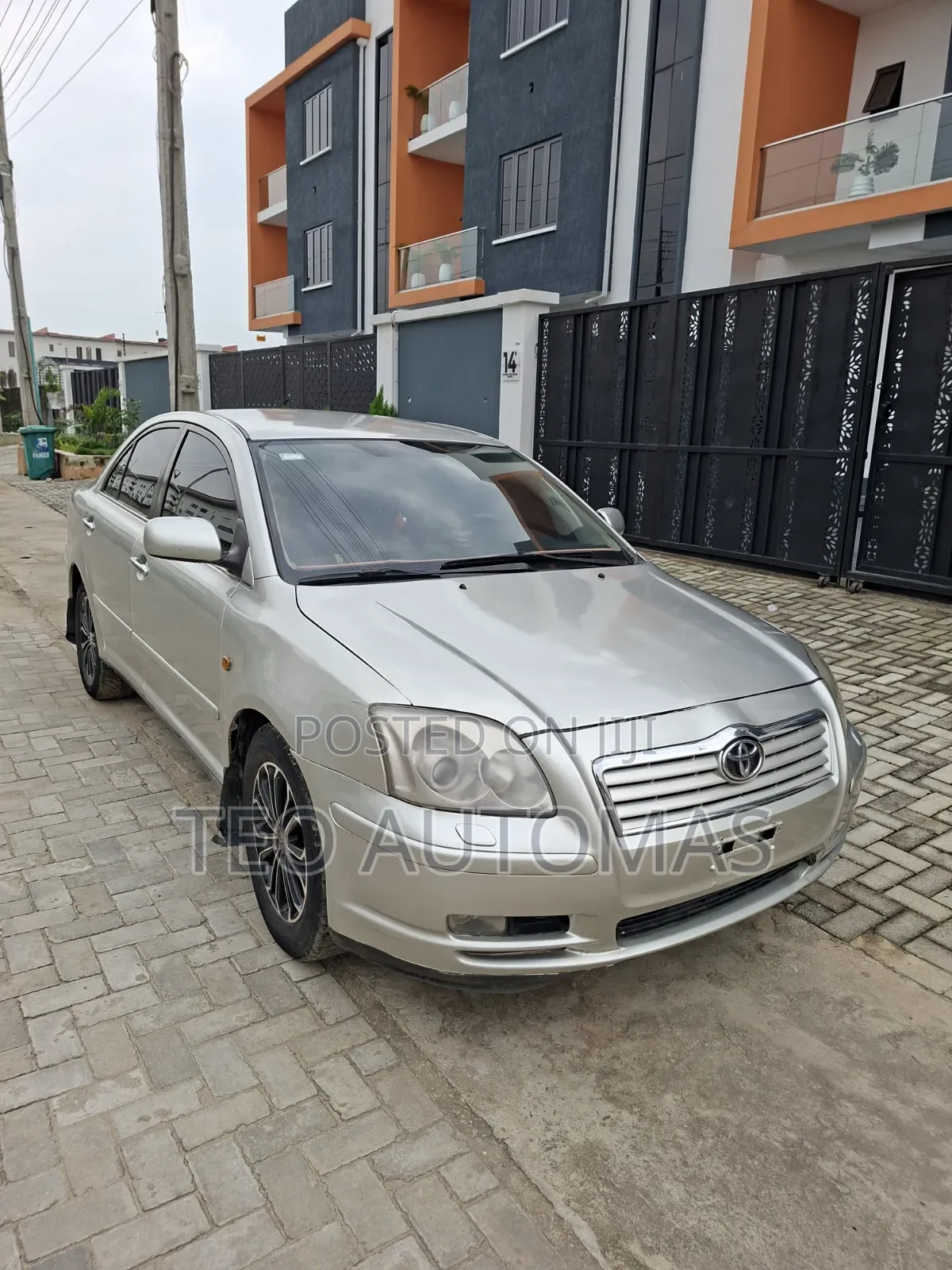 Toyota Avensis 2004 Silver