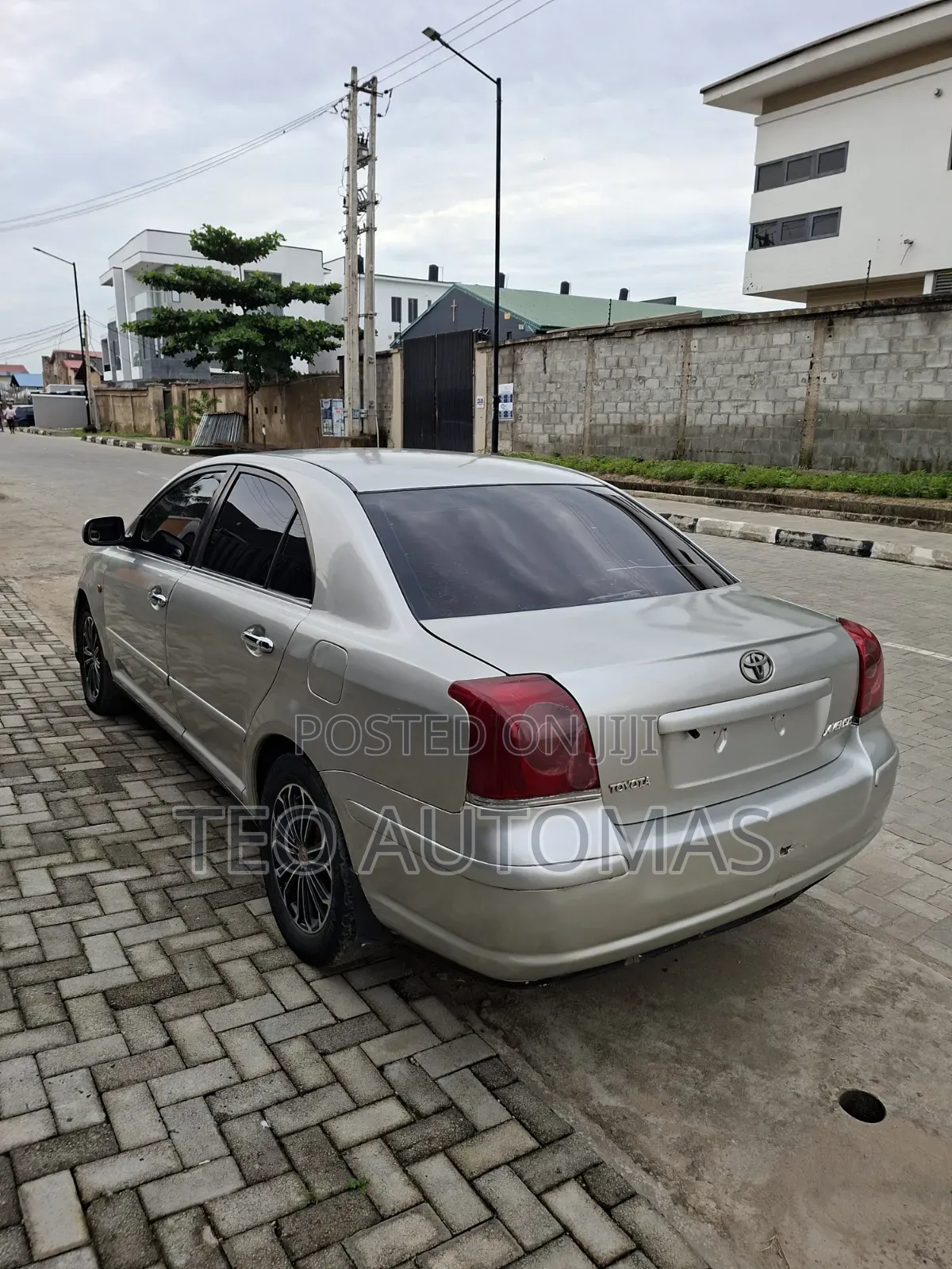 Toyota Avensis 2004 Silver