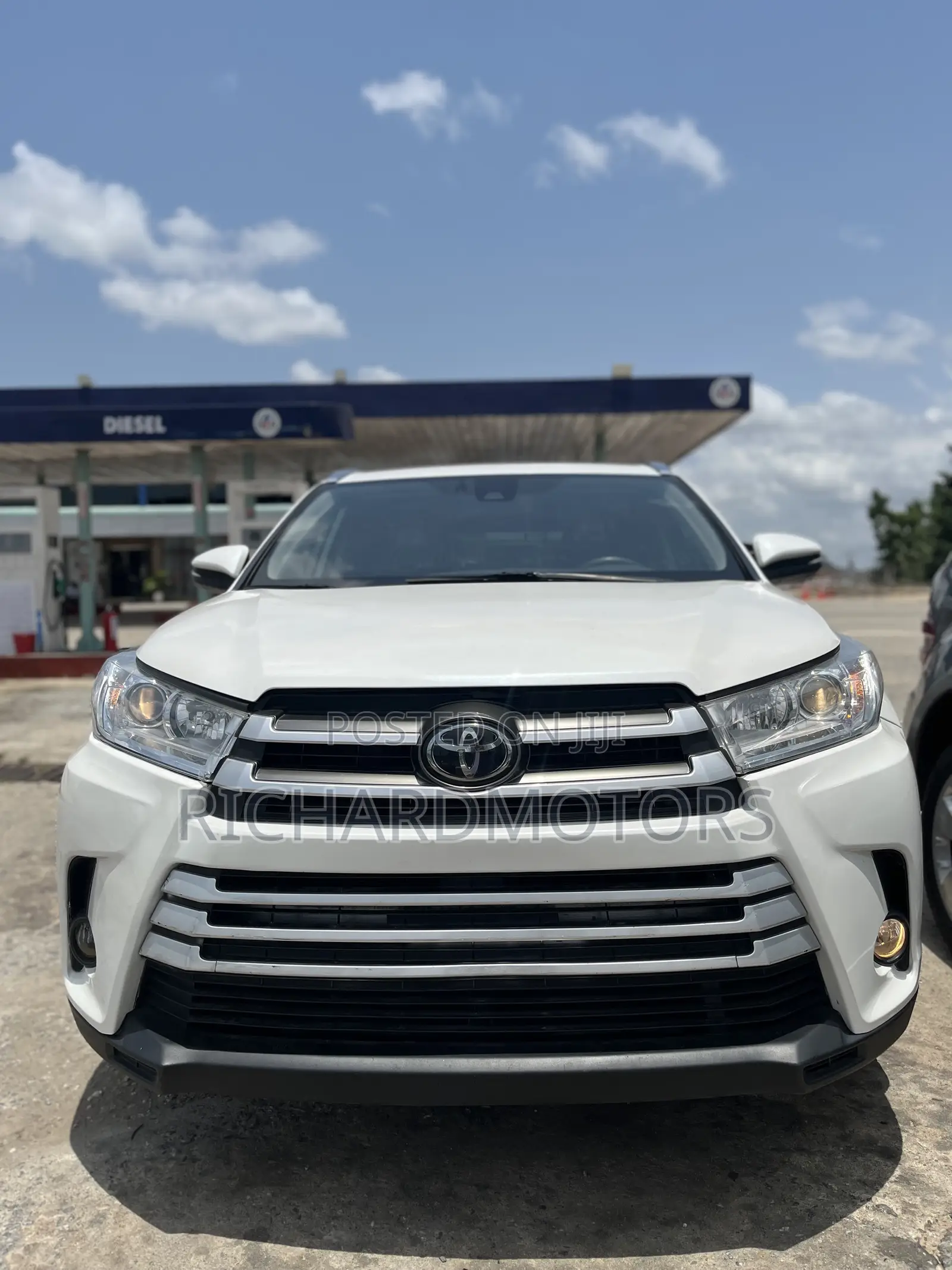 Toyota Highlander XLE 2019 White