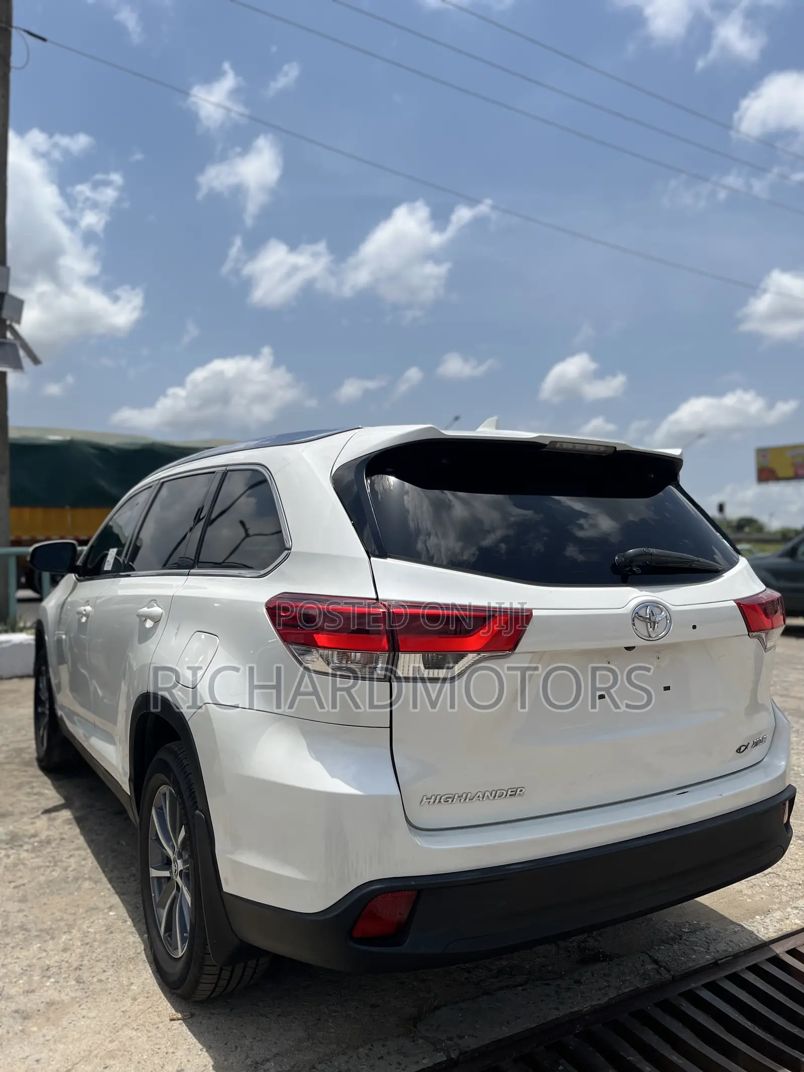 Toyota Highlander XLE 2019 White