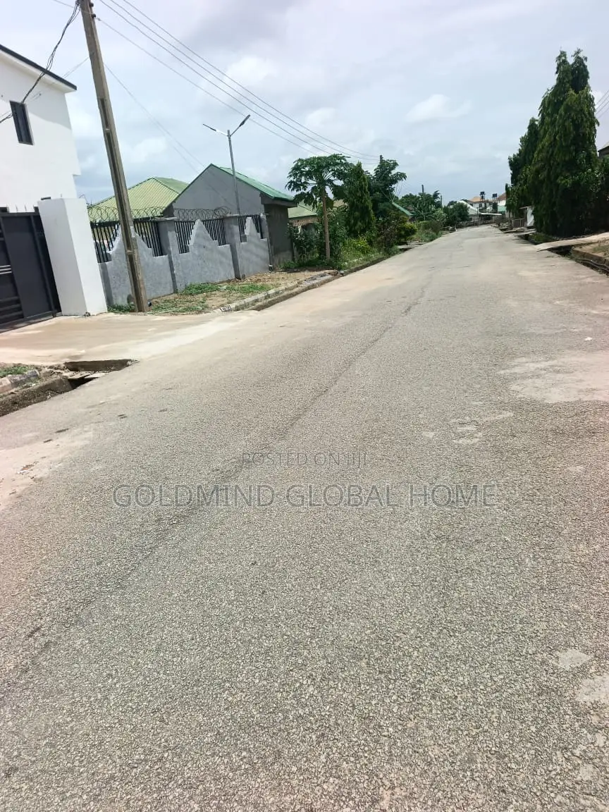 Shops for Sale Inside Spring Meadow Estate, Apo
