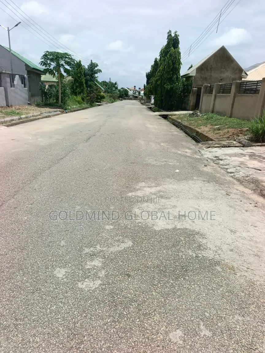 Shops for Sale Inside Spring Meadow Estate, Apo