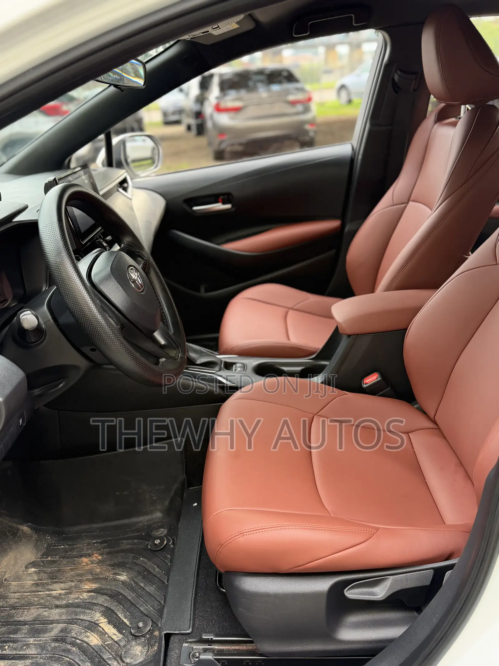 Toyota Corolla LE 2022 White