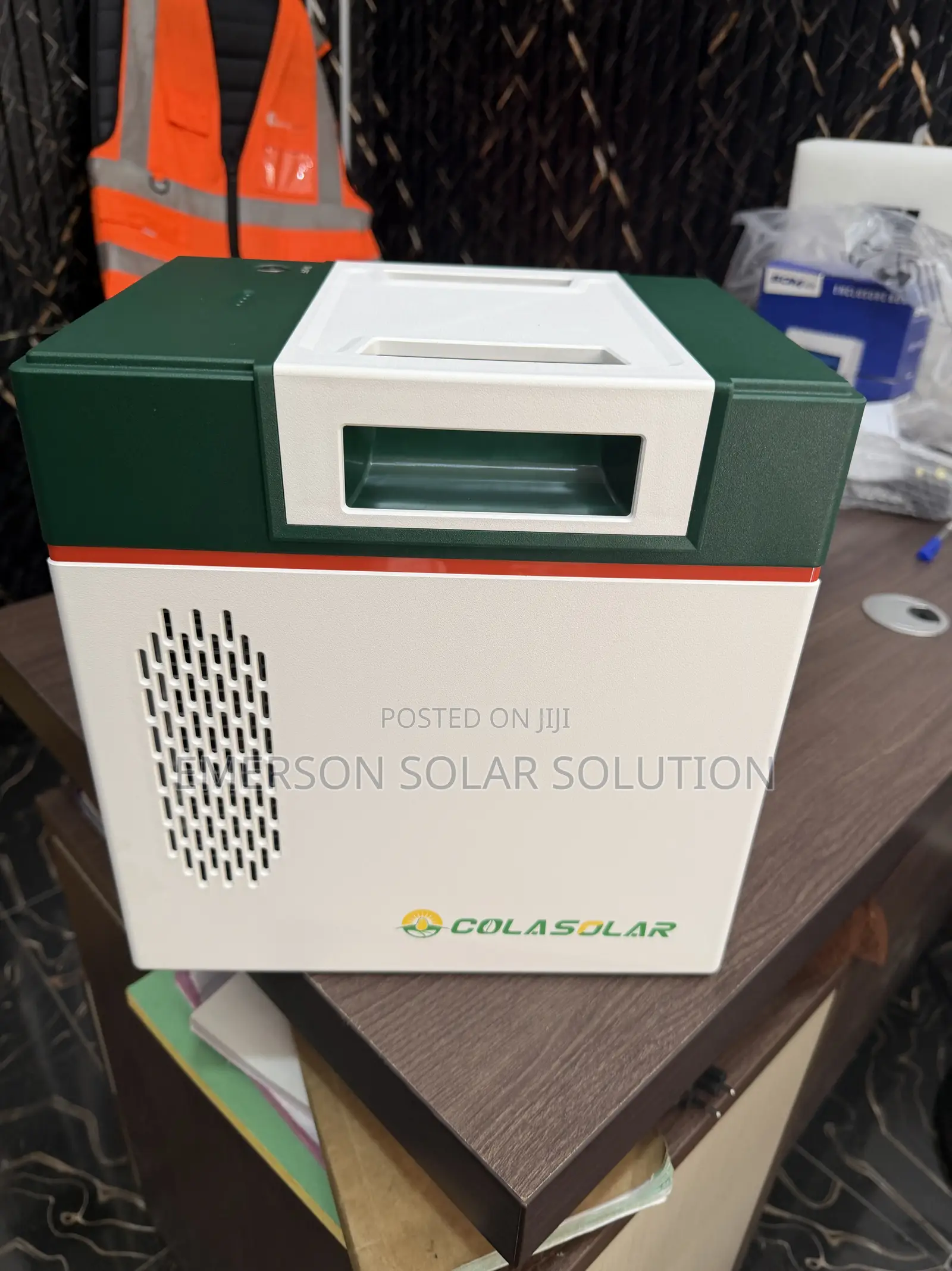 Cola 2kwh Lithium Battery All in One With 1000w Output