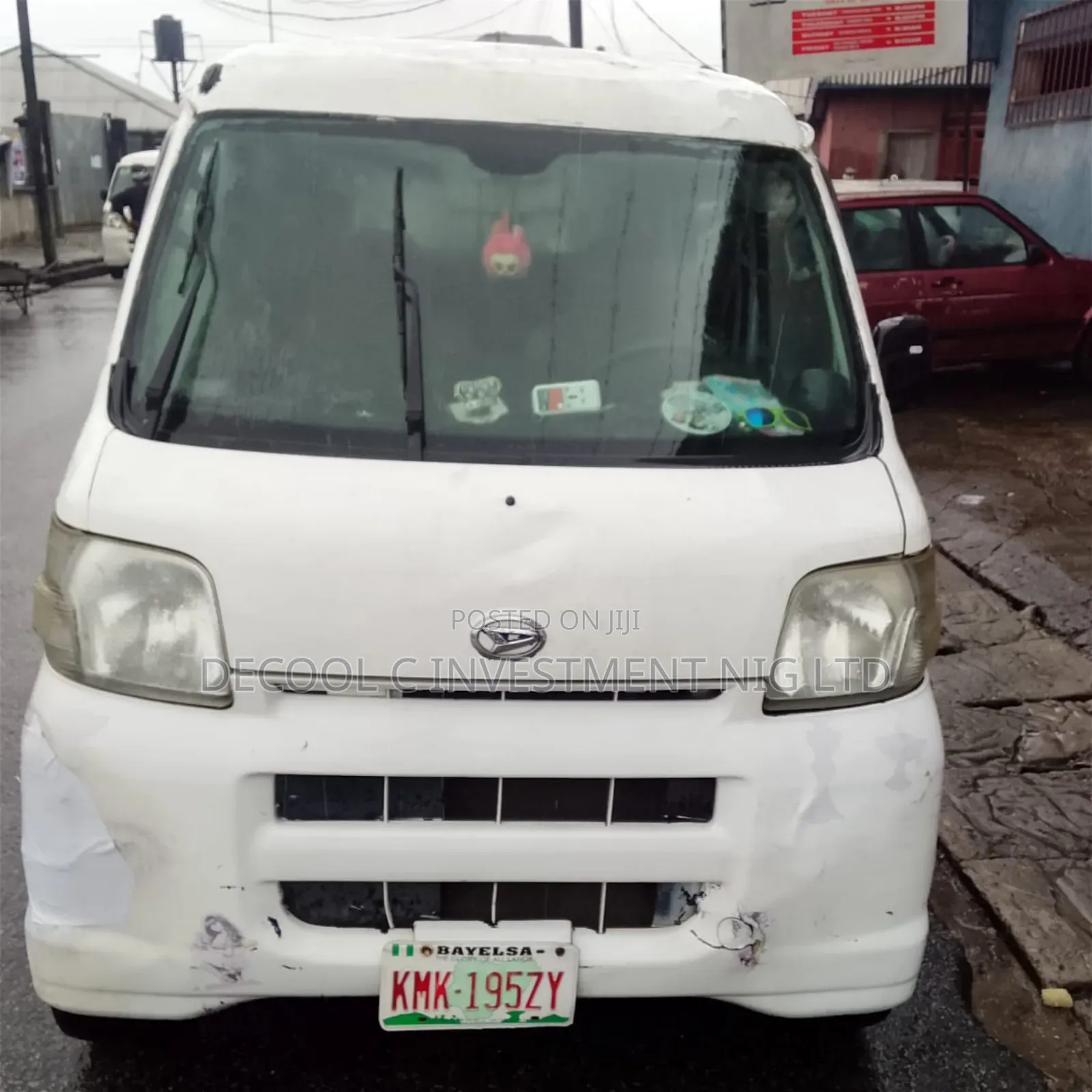 Toyota HiAce 2010 White