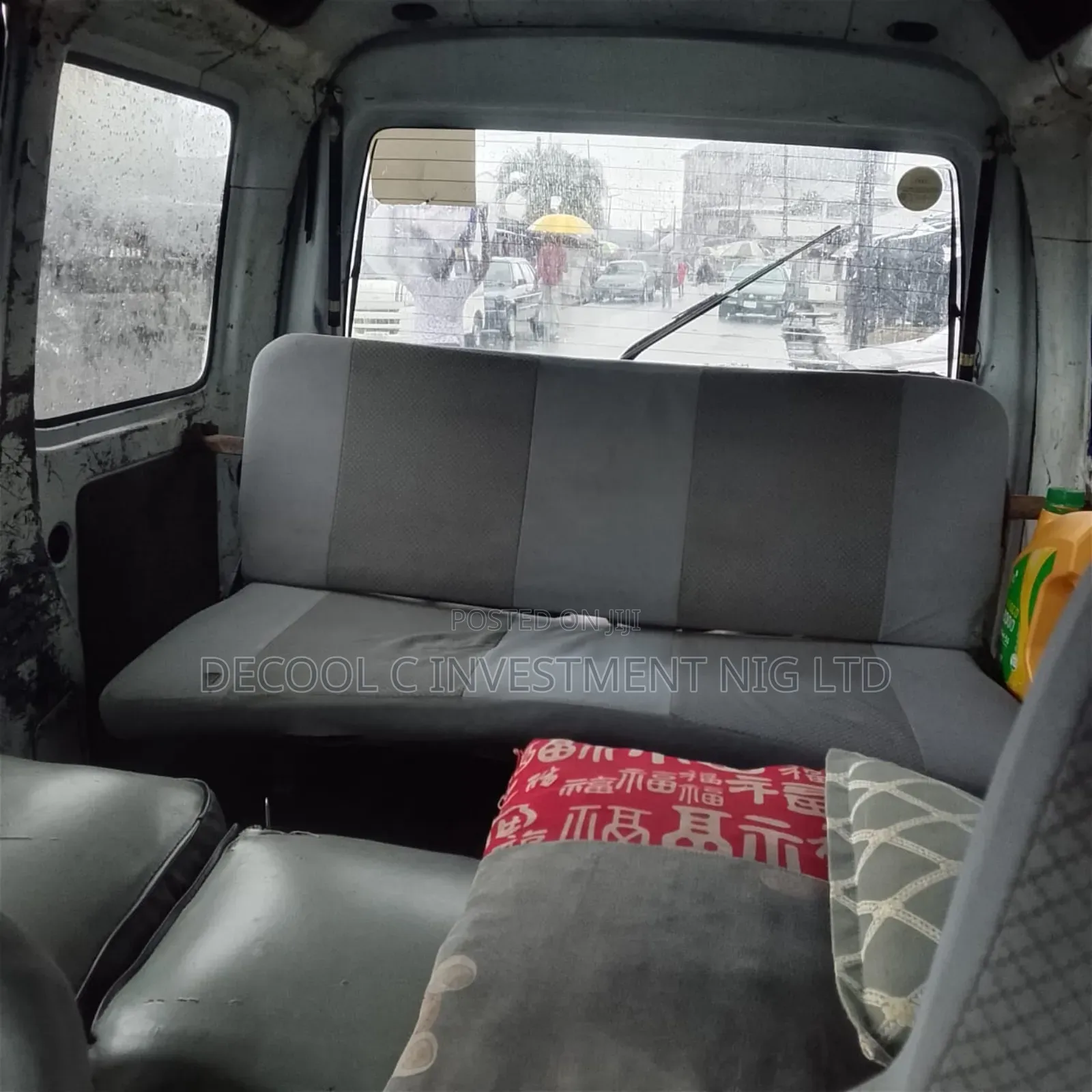 Toyota HiAce 2010 White