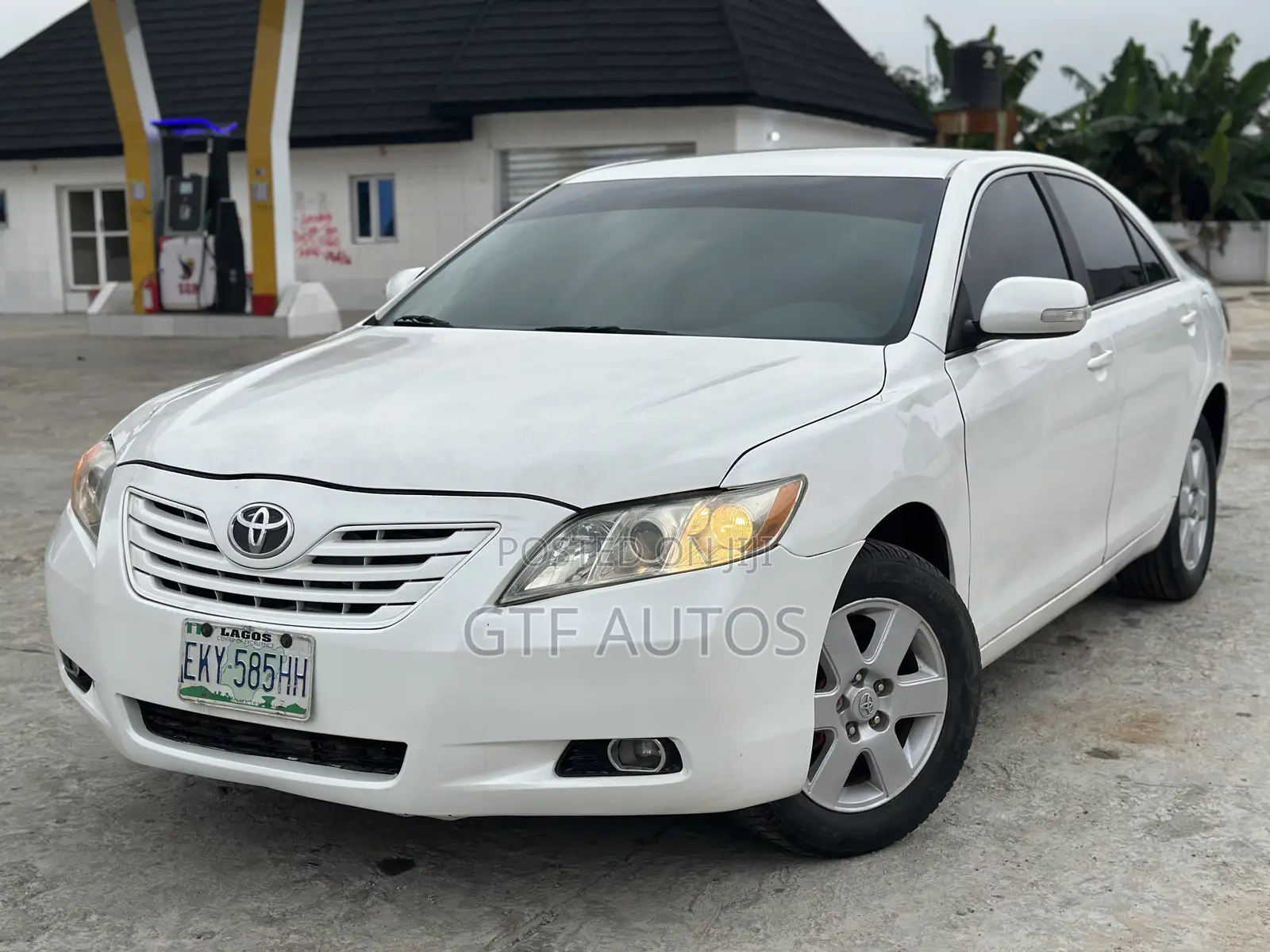 Toyota Camry LE 4dr Sedan (2.4L 4cyl 5A) 2008 White