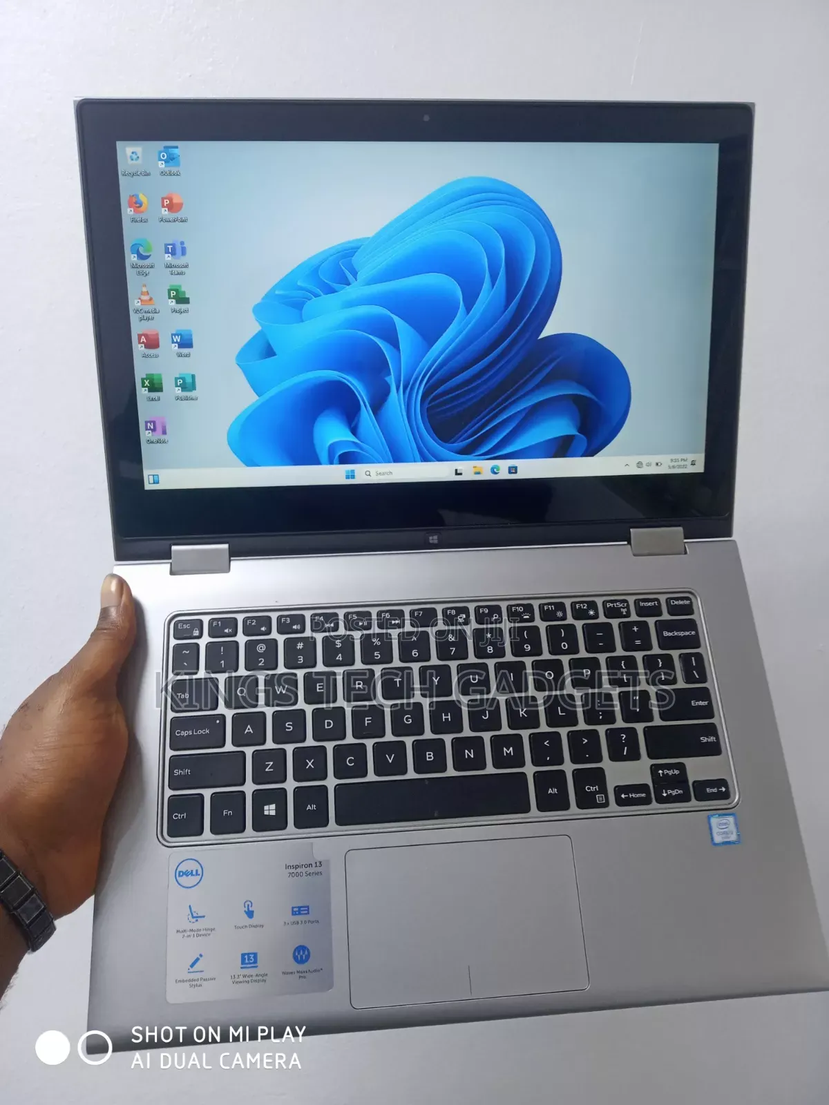 Laptop Dell Inspiron 13 7359 8GB Intel Core i3 SSD 256GB