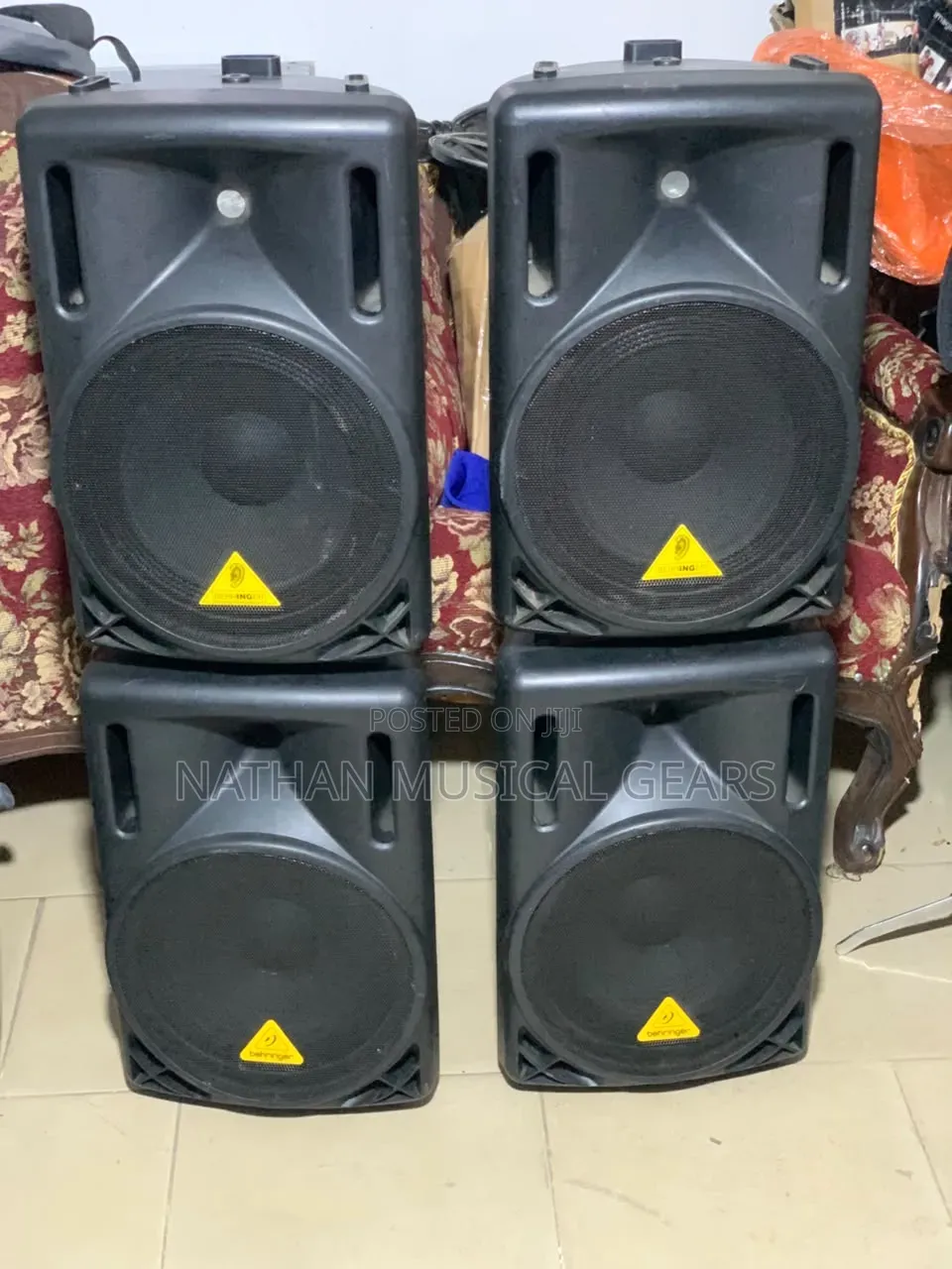 Behringer Eurolive B212d