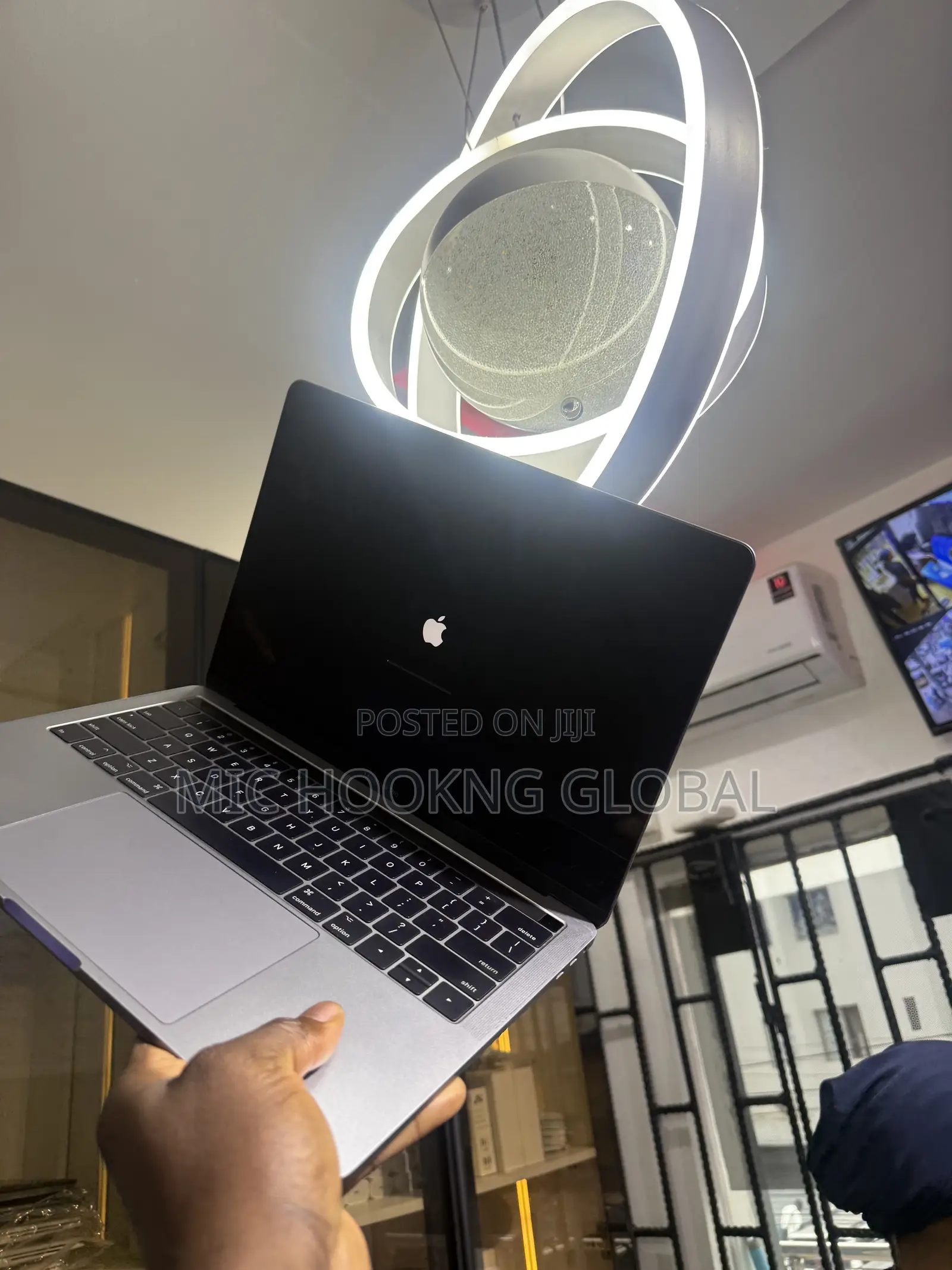 Laptop Apple MacBook Pro 2017 16GB Intel Core i5 SSD 512GB