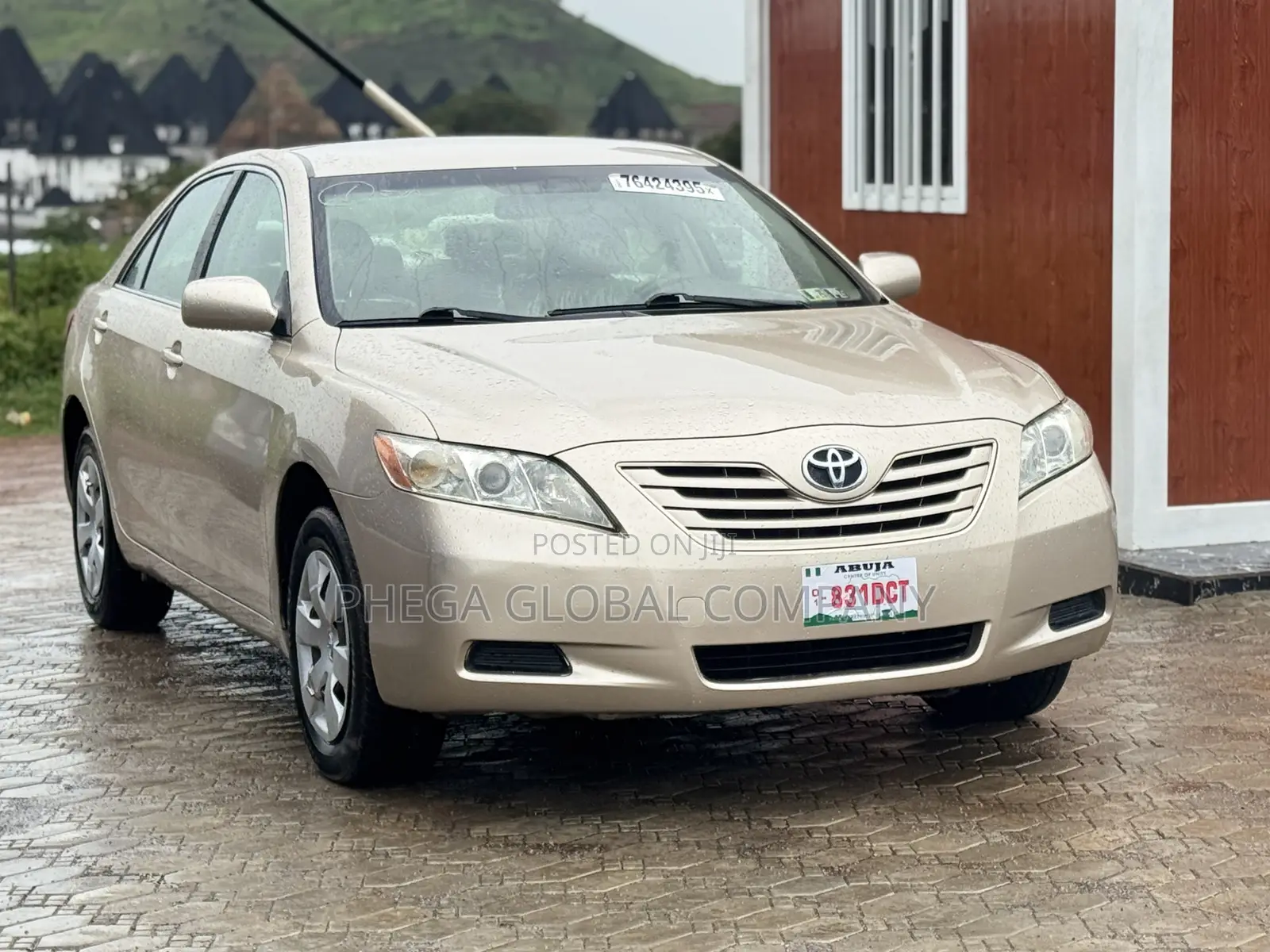 Toyota Camry LE 4dr Sedan (2.4L 4cyl 5A) 2008 Gold