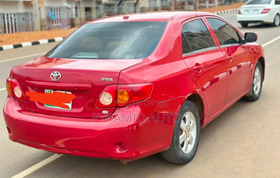 Toyota Corolla 2010 Red