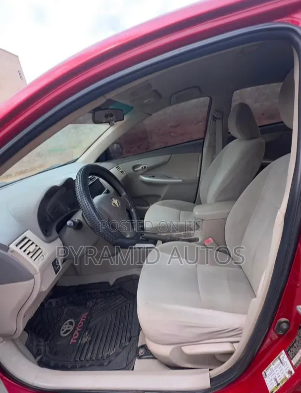 Toyota Corolla 2010 Red