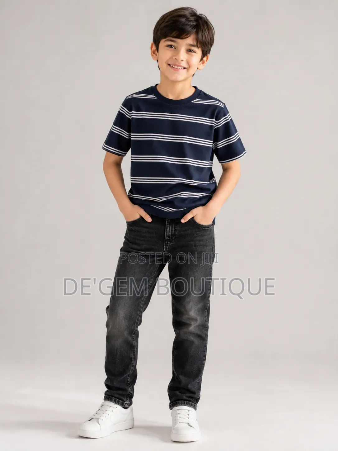 Round Neck Shirt With Stock Black Jeans