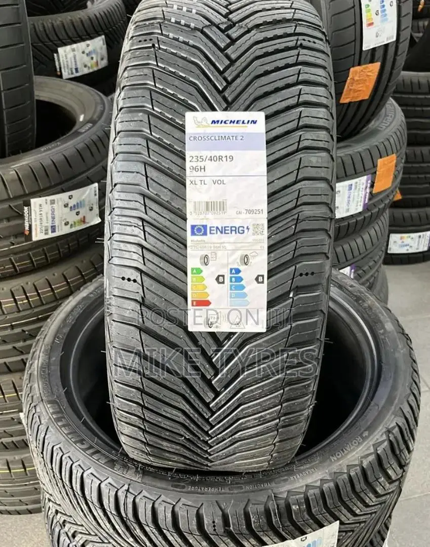Brand New 235/40r19 Michelin