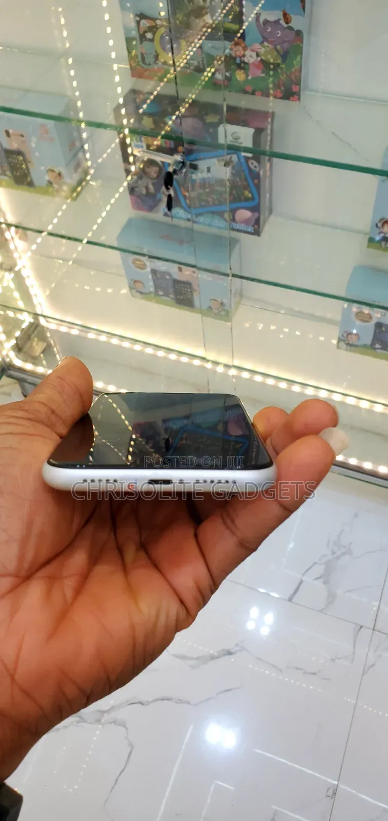 Apple iPhone XR 64 GB White