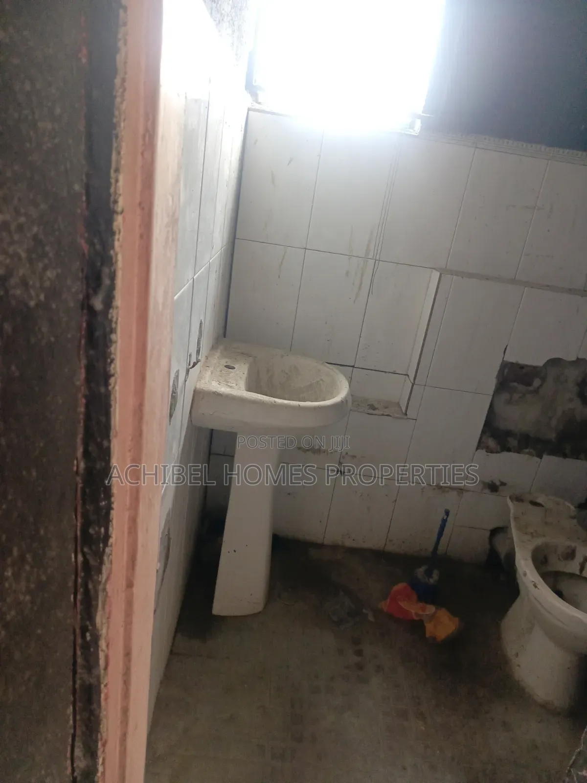 A 61 Square Meter Office Space in Victoria Island