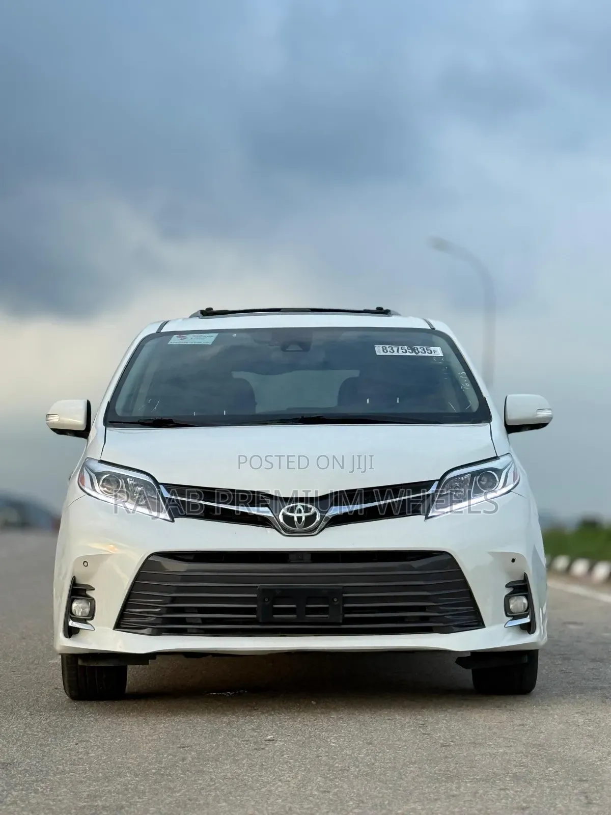 Toyota Sienna 2018 White