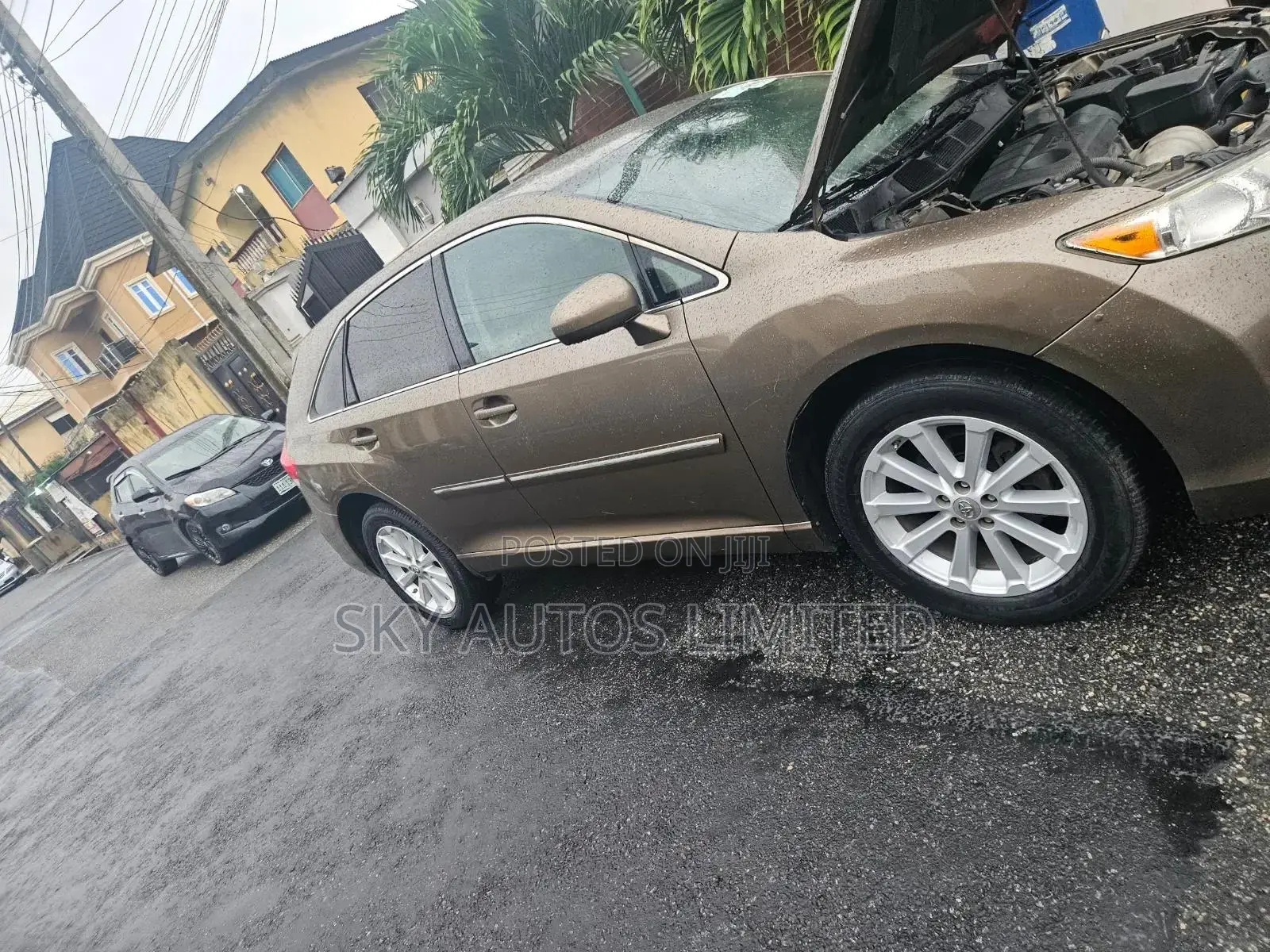 Toyota Venza AWD 2011 Brown