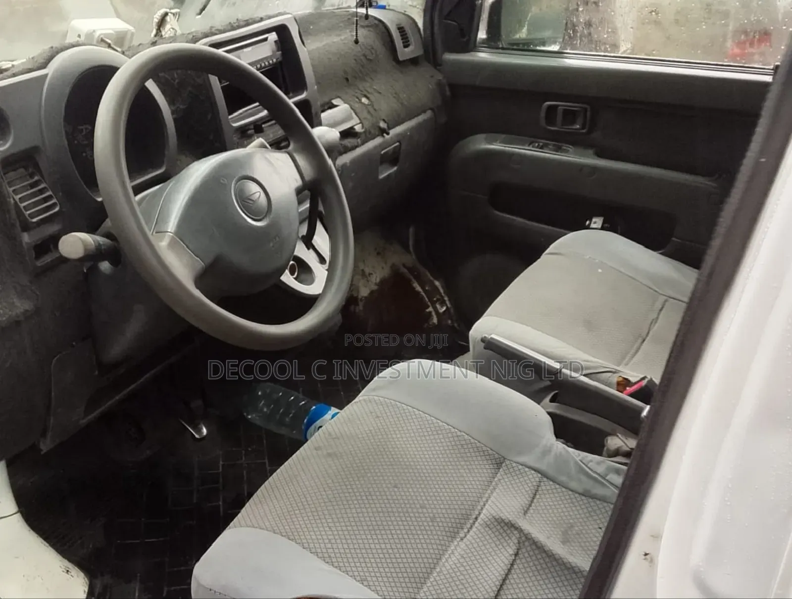 Toyota HiAce 2010 White