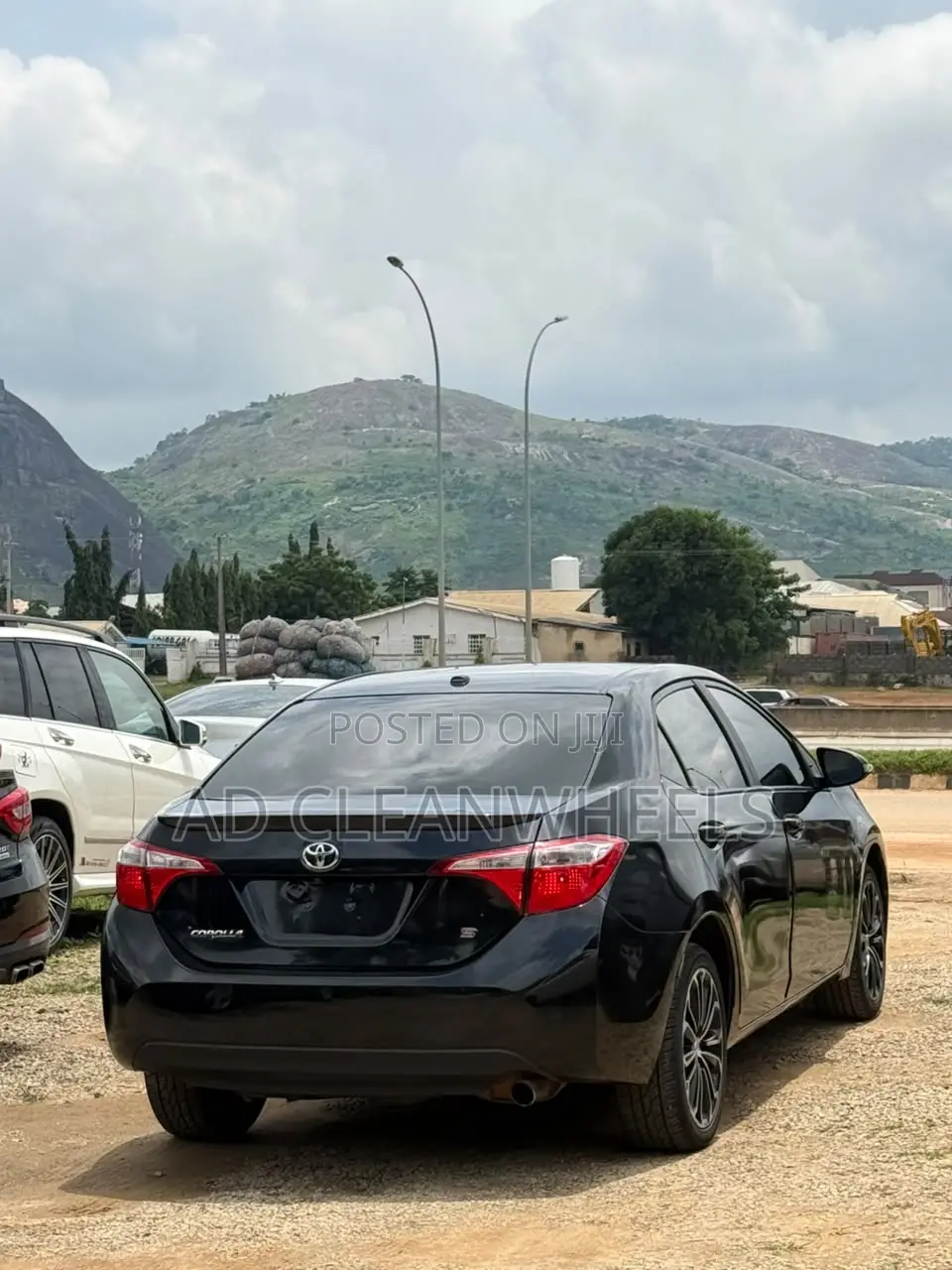 Toyota Corolla S Premium 4dr Sedan (1.8L 4cyl CVT) 2016 Black