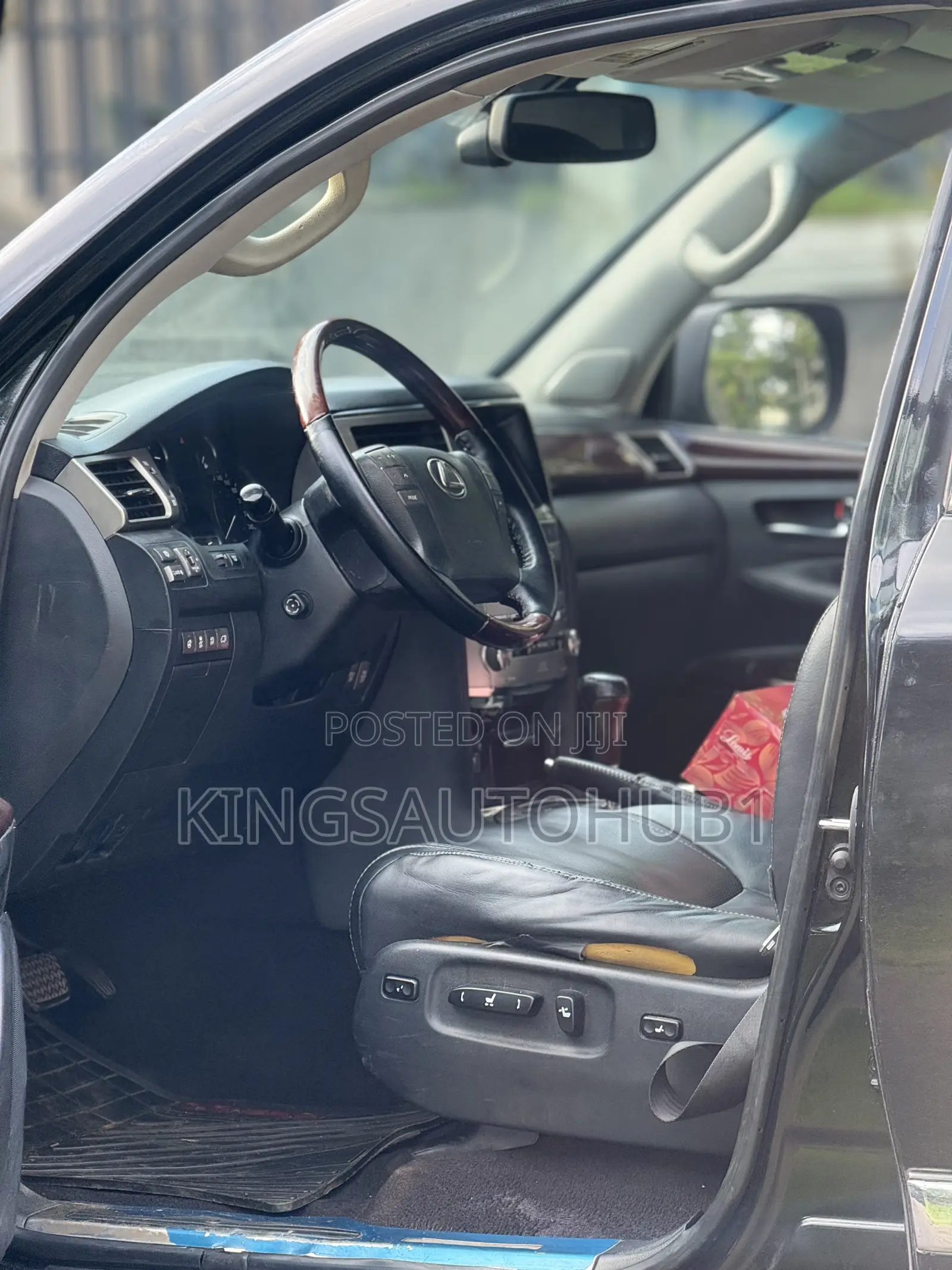Lexus LX 570 AWD 2015 Black