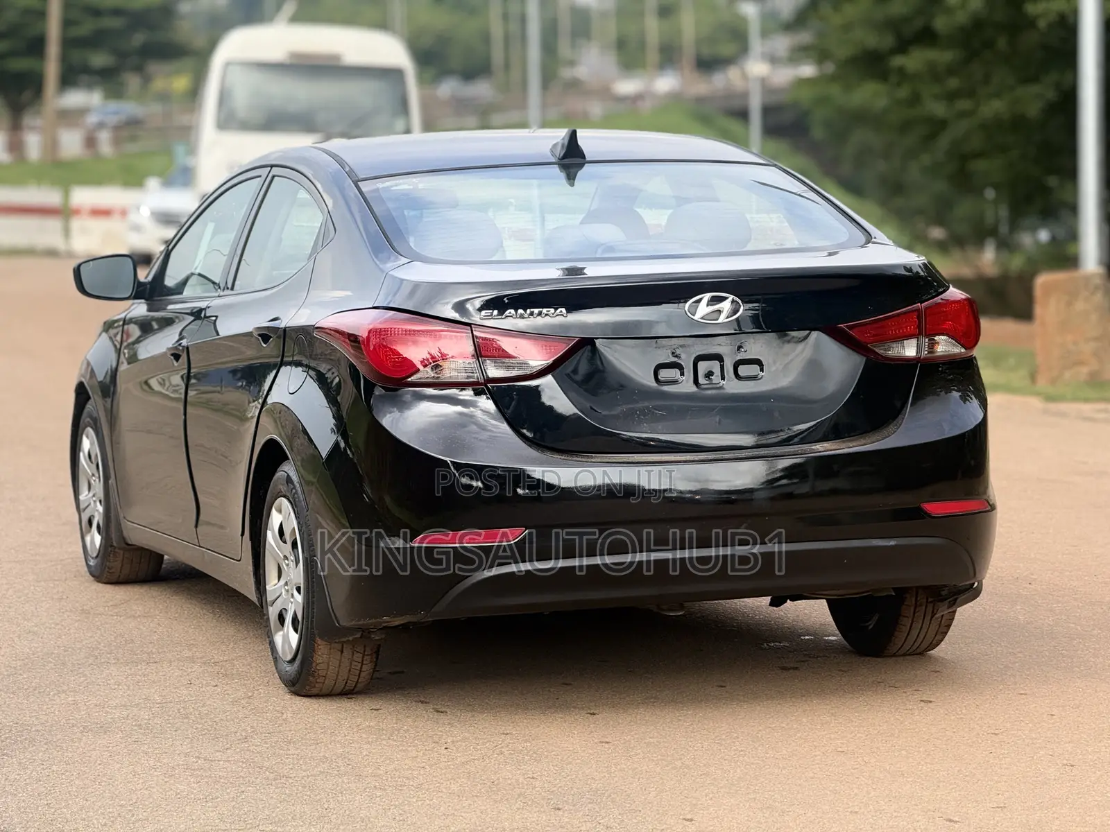 Hyundai Elantra 2016 Black