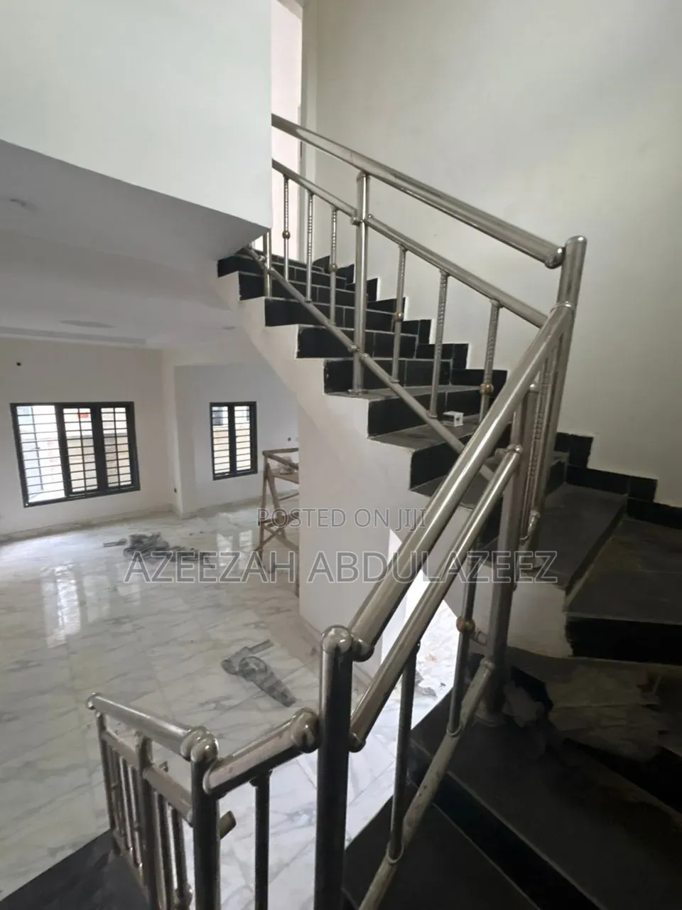 5bdrm Duplex in Sabon Lugbe for rent