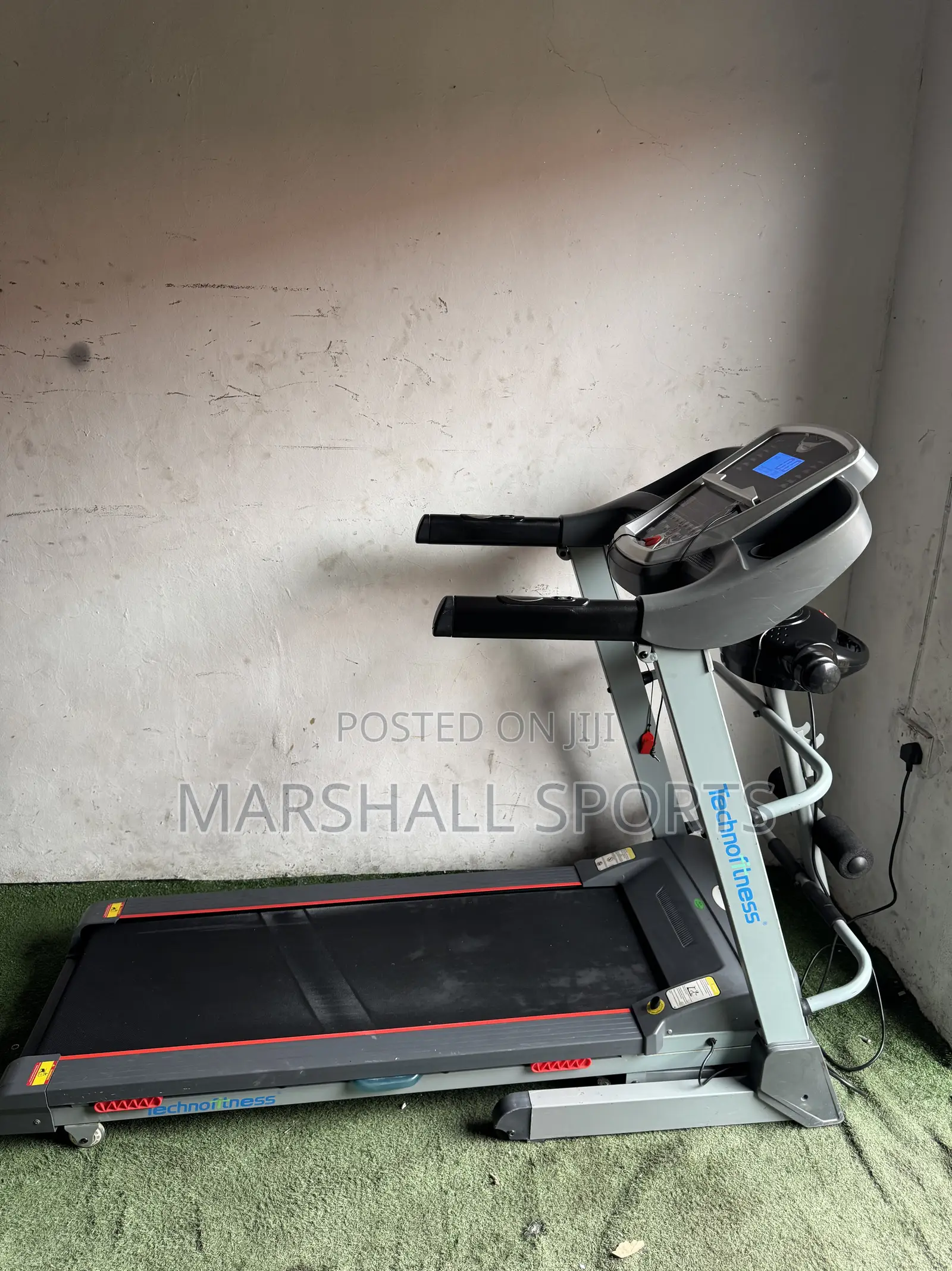 3hp Treadmill With Incline and Mp3