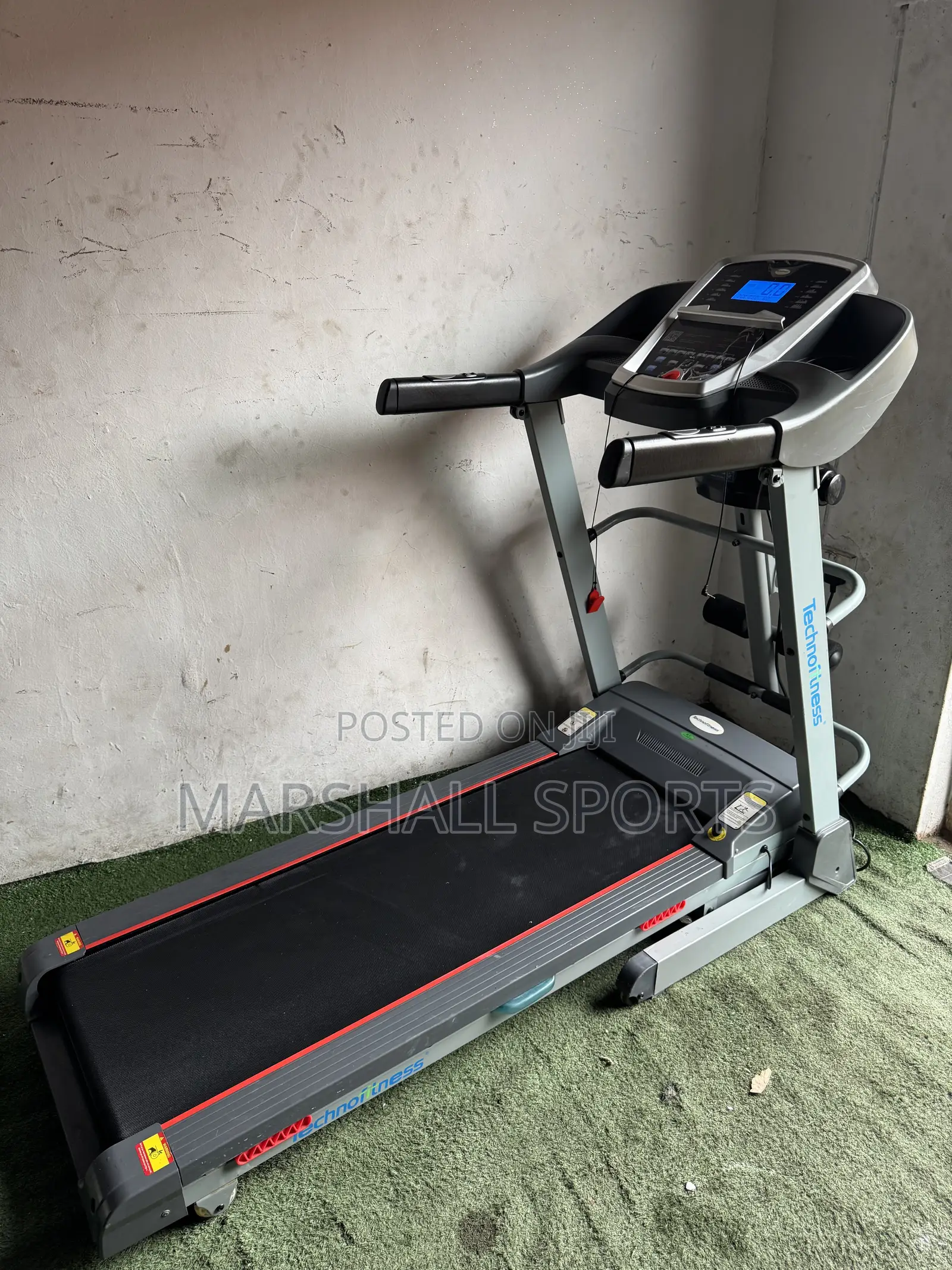 3hp Treadmill With Incline and Mp3