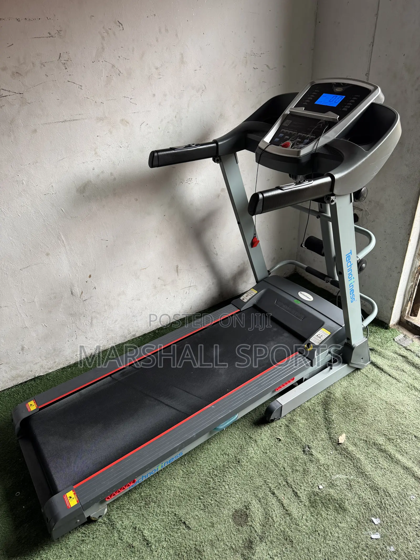 3hp Treadmill With Incline and Mp3