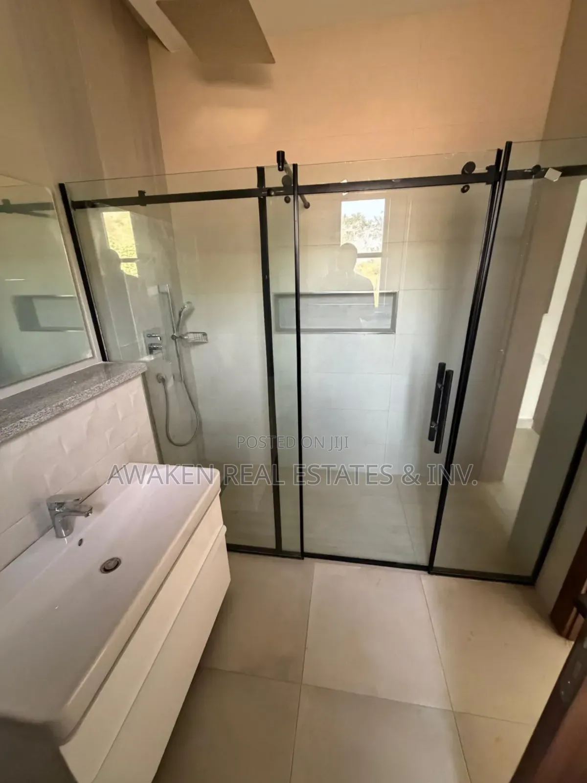 4bdrm Duplex in Asokoro for sale
