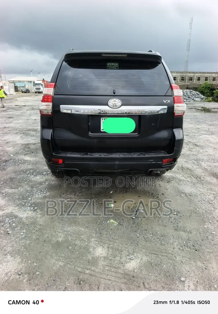 Toyota Land Cruiser Prado 2016 Black