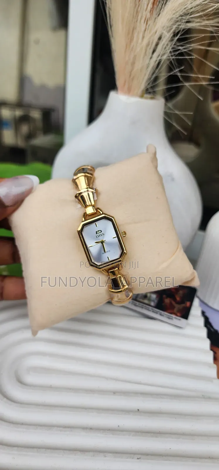 Idis High Quality Female Gold Wristwatch