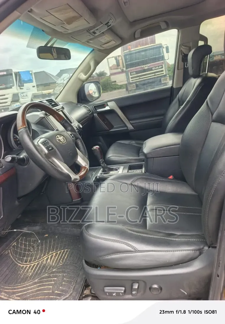 Toyota Land Cruiser Prado 2016 Black