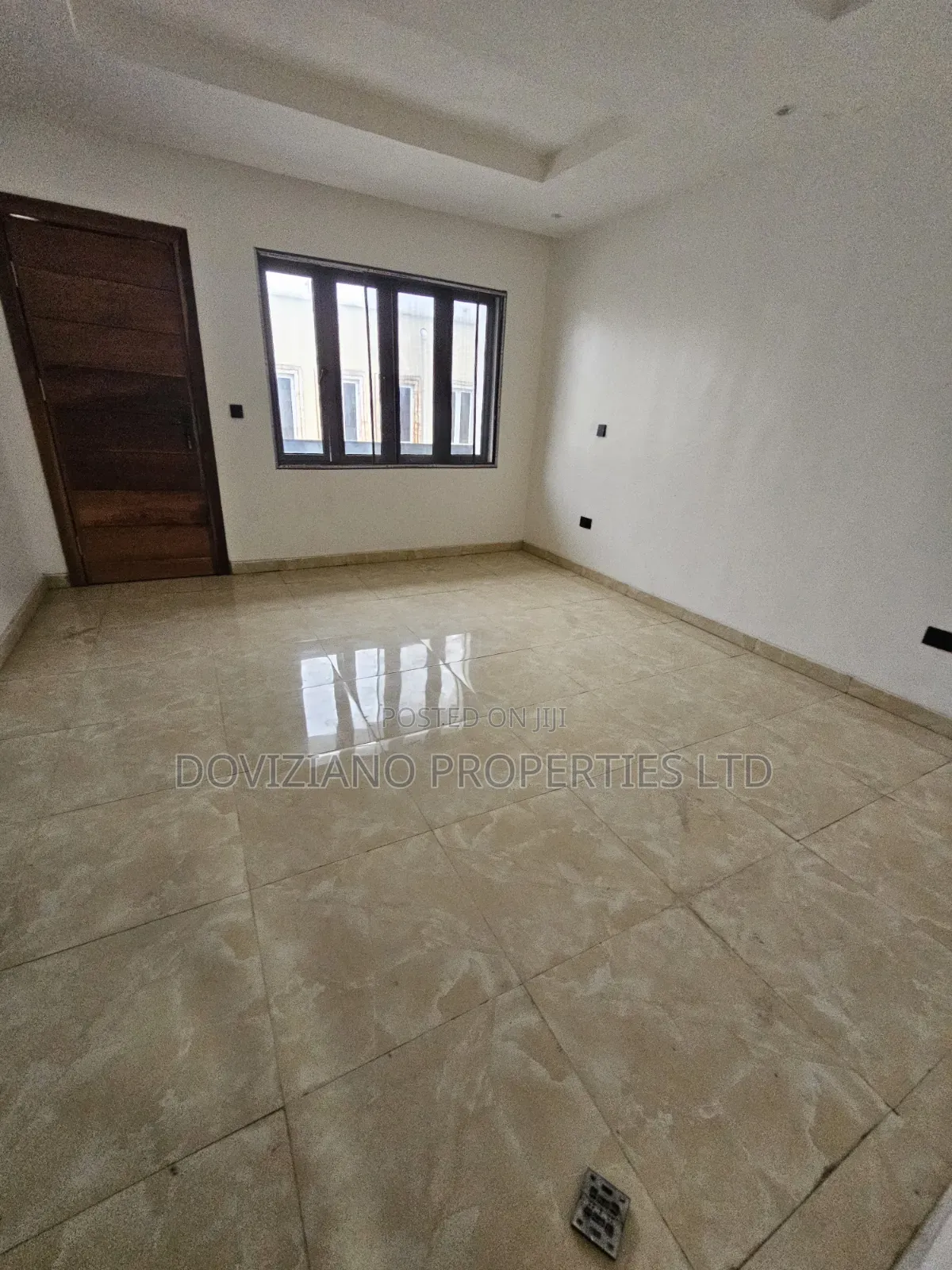 5bdrm Duplex in Lekki Phase 1 for rent