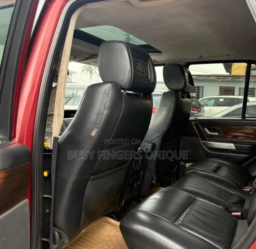 Land Rover Range Rover 2009 Red