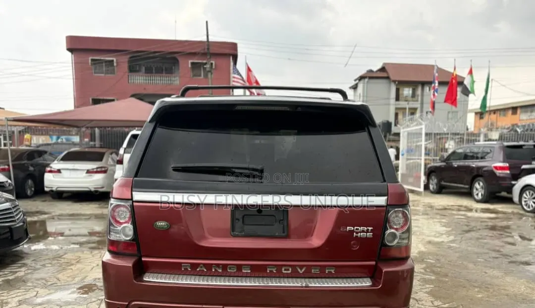Land Rover Range Rover 2009 Red