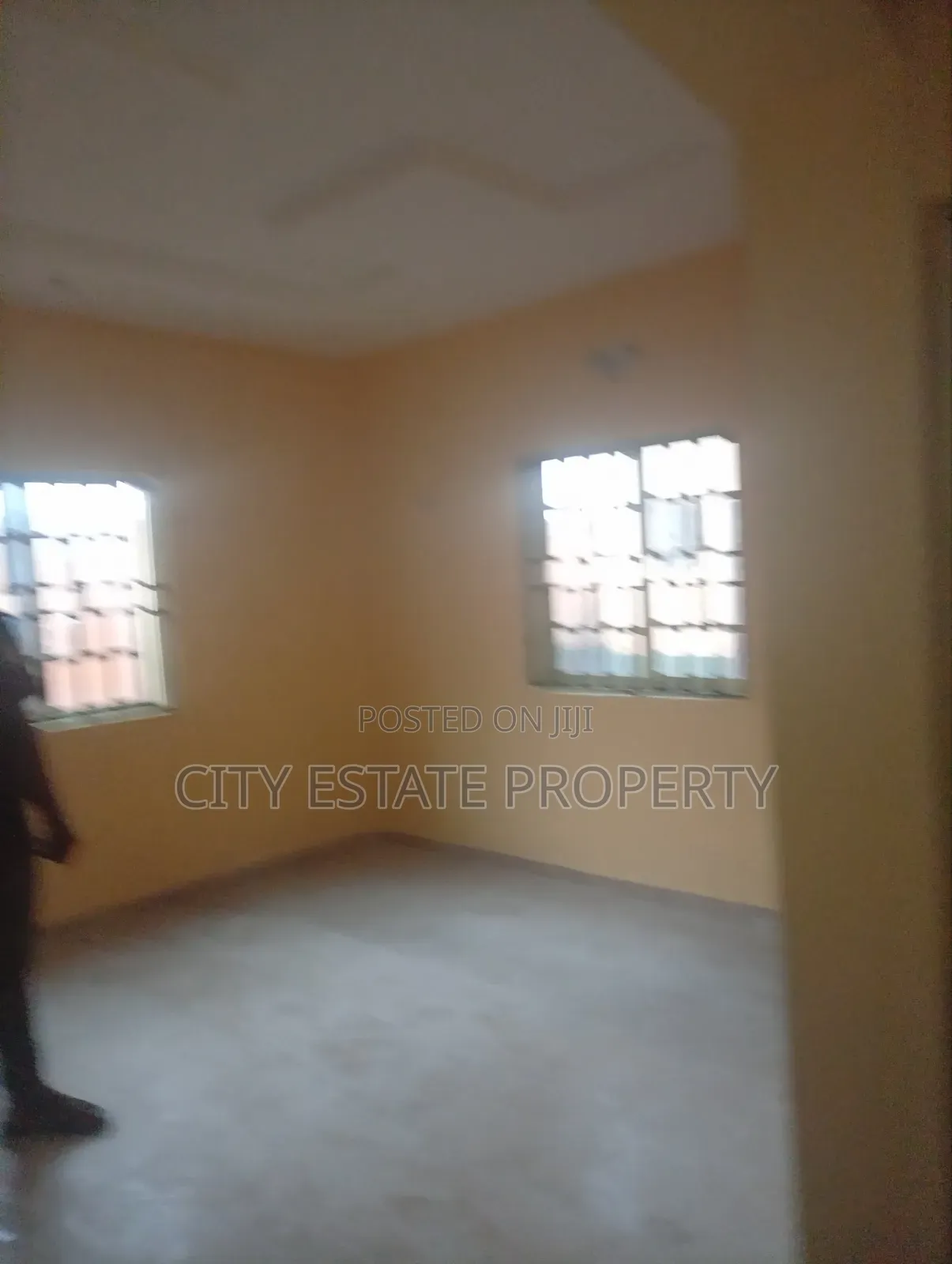 2bdrm Block of Flats in New Haven, Eneka for rent