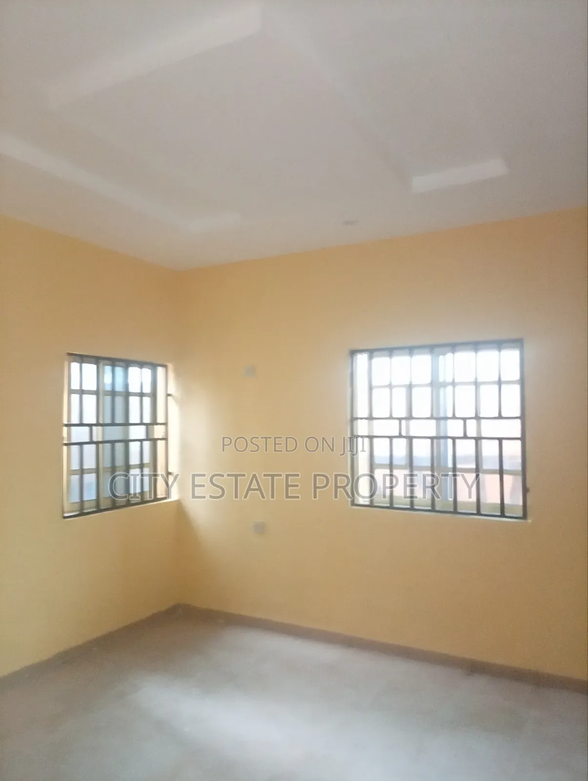 2bdrm Block of Flats in New Haven, Eneka for rent