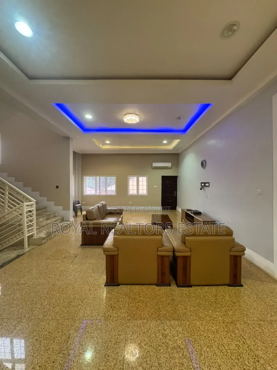 5bdrm Duplex in Kado for rent