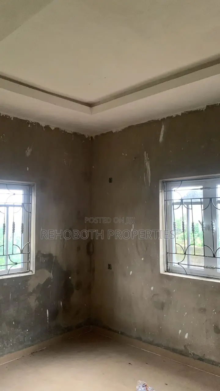 2bdrm Bungalow in Mogonna Elebu, Akala Express for rent