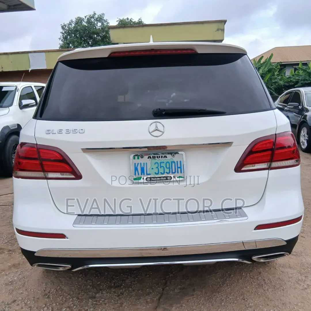Mercedes-Benz GLE-Class 2016 White